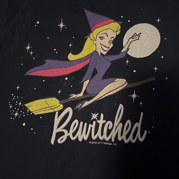 vintage Bewitched shirt - Picture 2 of 5